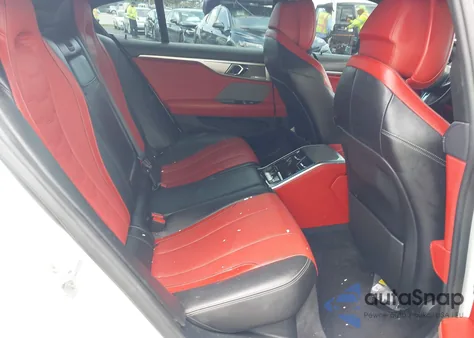 2020 BMW M850I Gtan Coupe xDrive z USA, uszkodzony, nr VIN WBAGV8C01LCD46815